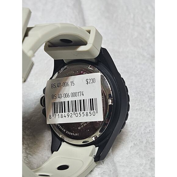 Kyboe Silicone Original Giant 40 Stainless Steel Watch Wristwatch Off White/gray - Picture 2 of 7